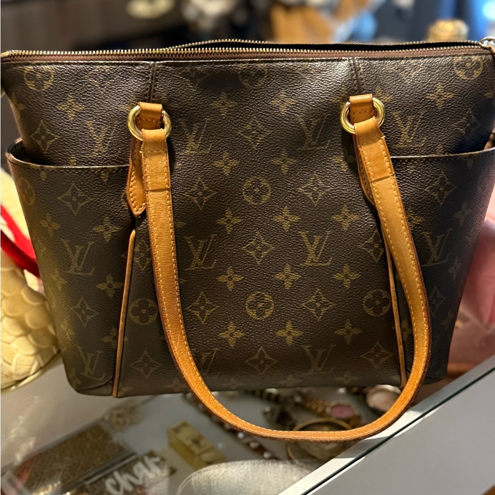 Louis Vuitton Classic Brown Monogram Tote
